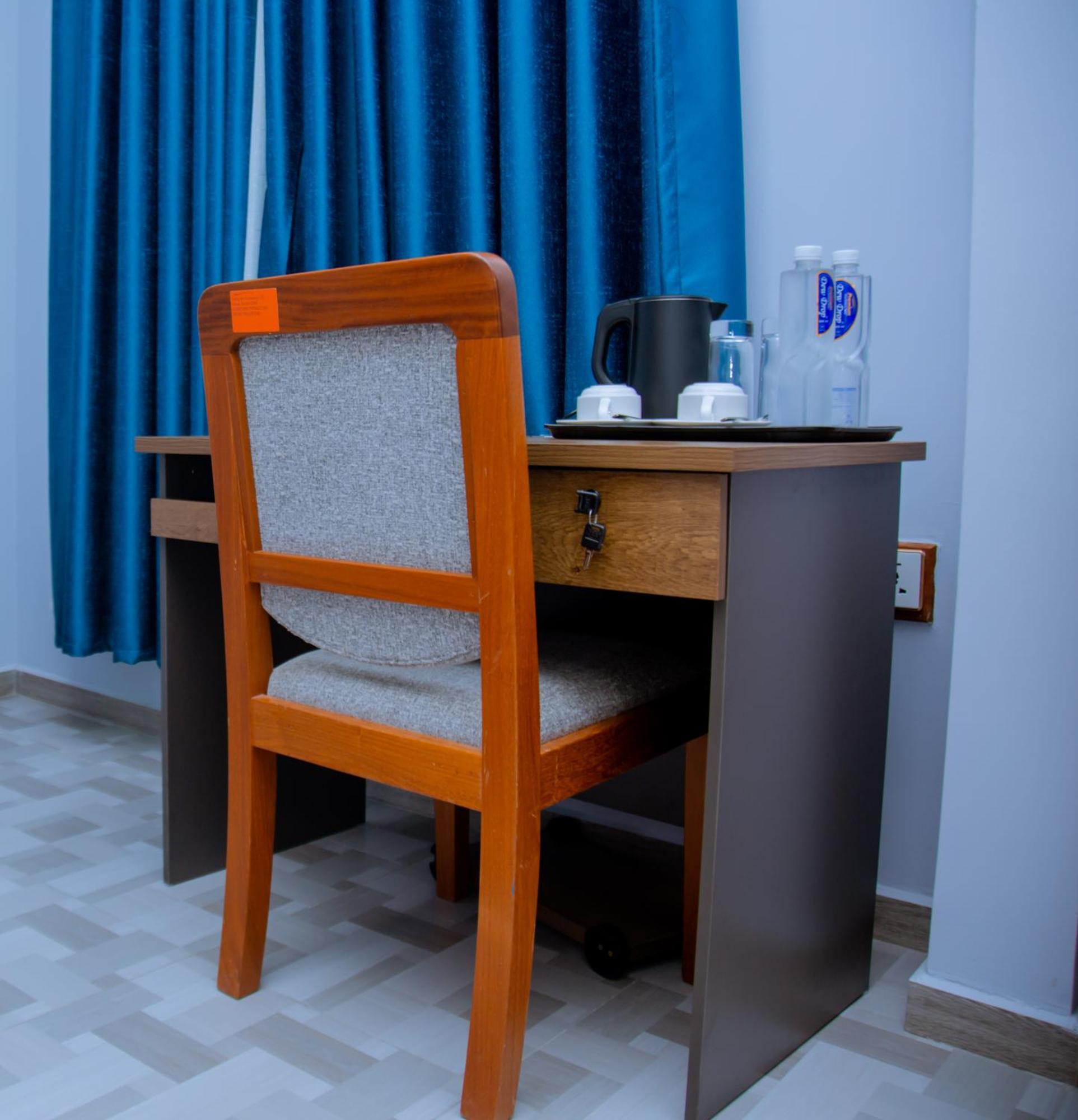 Hotel Rolax Dar es Salaam Exteriér fotografie