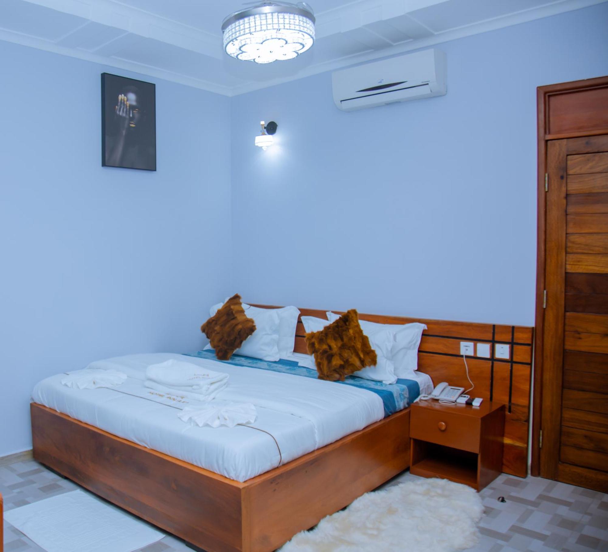 Hotel Rolax Dar es Salaam Exteriér fotografie